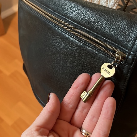 Fossil Leather purse - Picture 5 of 12